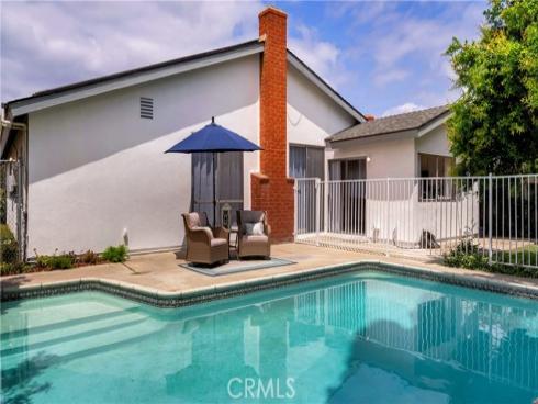 14882 Bridgeport Road, Tustin, CA