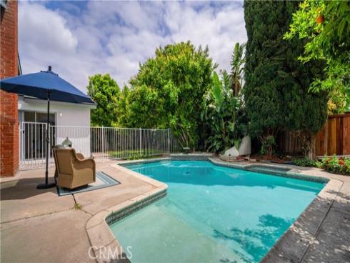 14882 Bridgeport Road, Tustin, CA