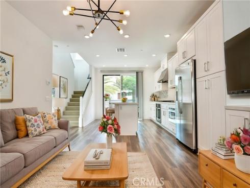 159 Waypoint , Tustin, CA