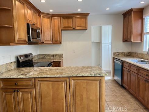 14675 Red Hill Avenue, Tustin, CA