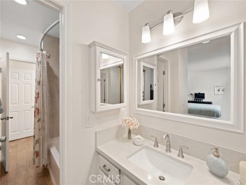 16893 Stoneglass 91 , Tustin, CA