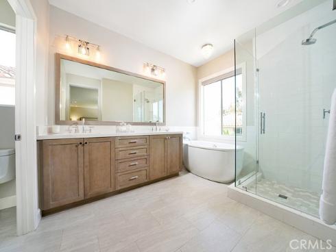 10935 Osterman Avenue, Tustin, CA