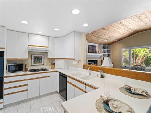 17642 Medford Avenue, Tustin, CA