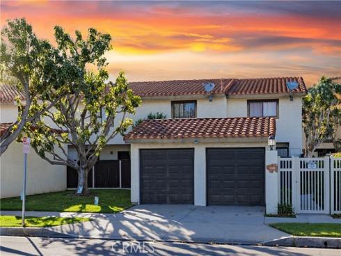 1102 San Juan B Street, Tustin, CA