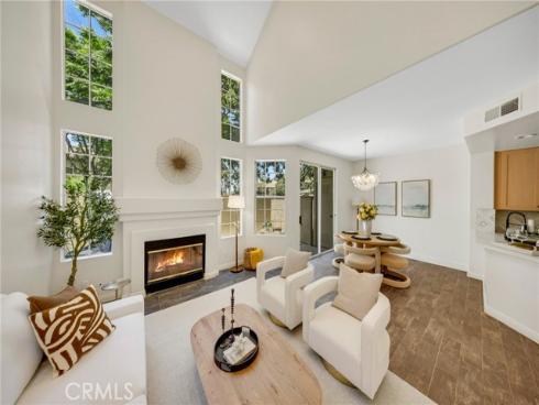 13385 Savanna , Tustin, CA