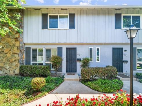 1121 E 1st   Street, Tustin, CA