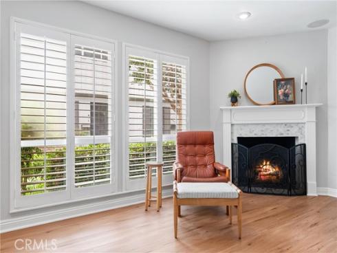 1121 E 1st Street, Tustin, CA