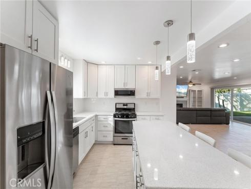 13421 Epping Way, Tustin, CA