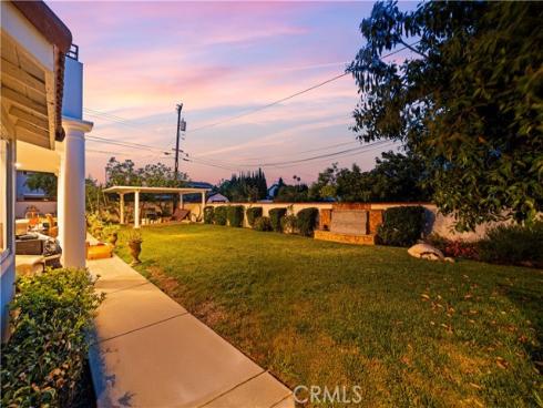 1621 Bryan Avenue, Tustin, CA