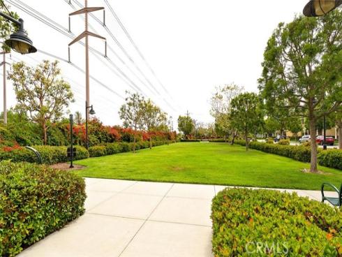 15561 Jasmine Place, Tustin, CA