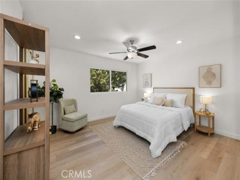 1881 Mitchell 114 Avenue, Tustin, CA