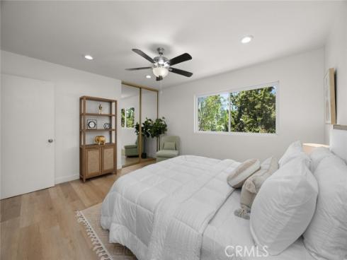 1881 Mitchell 114 Avenue, Tustin, CA