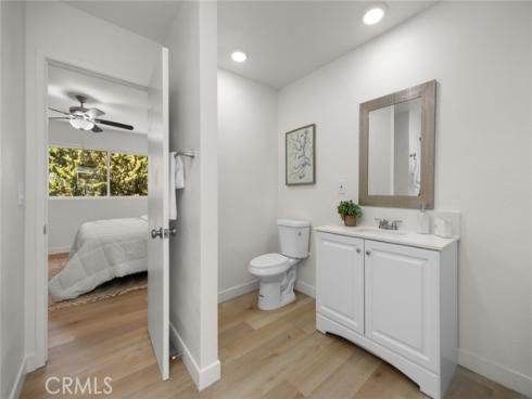 1881 Mitchell 114 Avenue, Tustin, CA