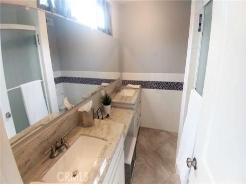 12700 Newport 36 Avenue, Tustin, CA