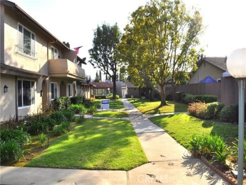 12700 Newport 36 Avenue, Tustin, CA