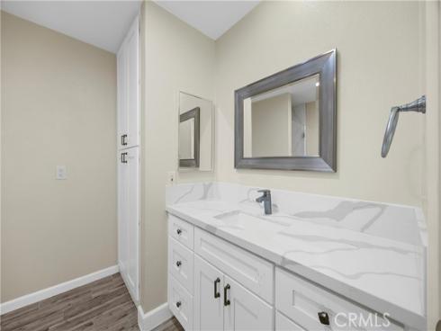 1881 Mitchell 34 Avenue, Tustin, CA