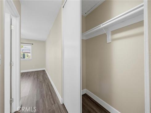 1881 Mitchell 34 Avenue, Tustin, CA