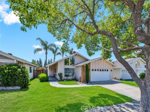 14772 Braeburn Road, Tustin, CA