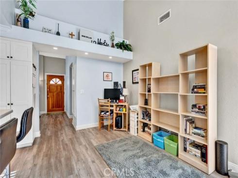 14772 Braeburn Road, Tustin, CA