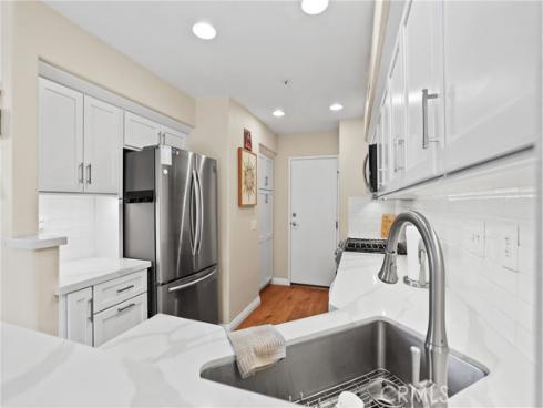 2348 Sunningdale Drive, Tustin, CA