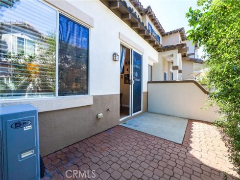 2348 Sunningdale Drive, Tustin, CA