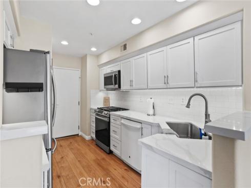 2348 Sunningdale Drive, Tustin, CA