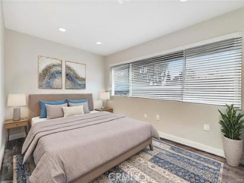 15500 Tustin Village 28 Way, Tustin, CA