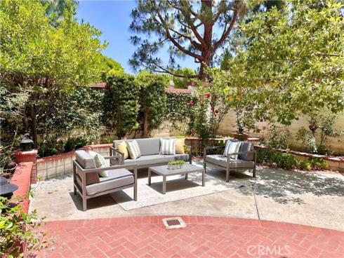 2517 Tequestra , Tustin, CA