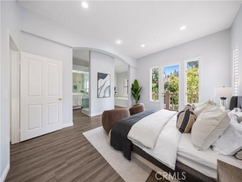 2517 Tequestra , Tustin, CA