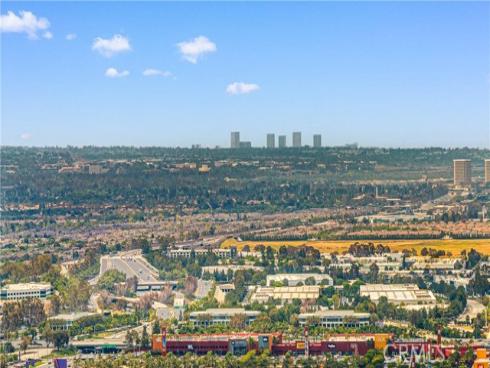 2517 Tequestra , Tustin, CA