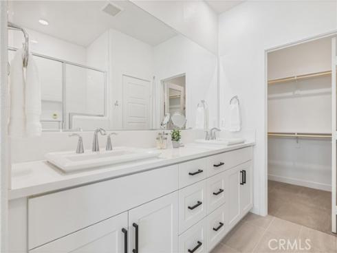 285  Lodestar  , Tustin, CA