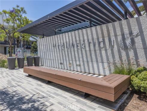 285  Lodestar  , Tustin, CA