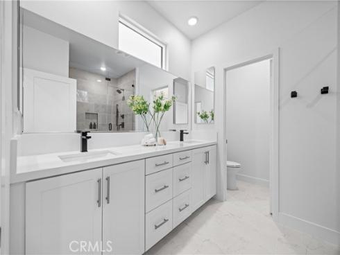 2132 Skylar Place, Tustin, CA