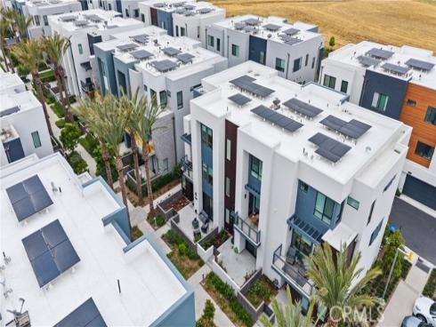 2132 Skylar Place, Tustin, CA