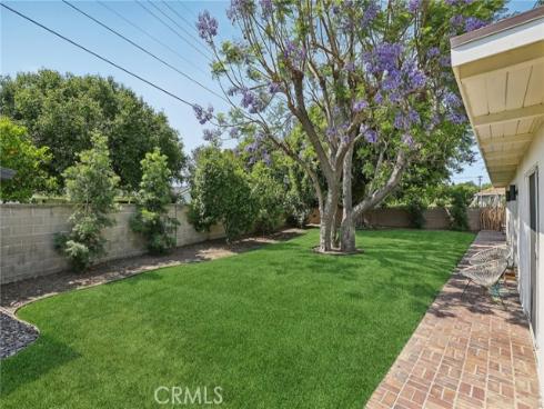 13081 Fairmont Way, Tustin, CA