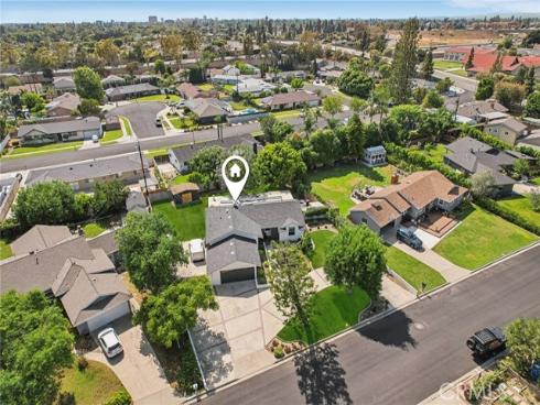 13081 Fairmont Way, Tustin, CA