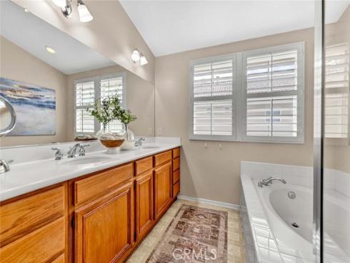 13071 Arborwalk Lane, Tustin, CA