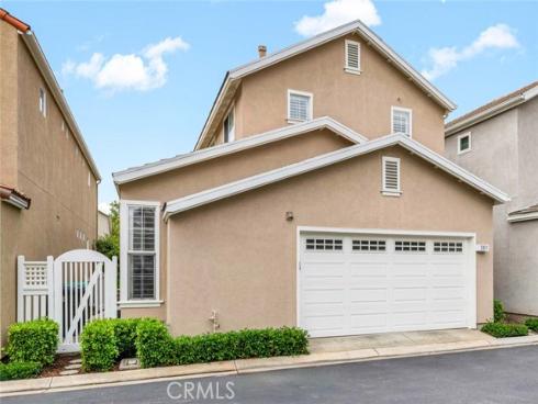 13071 Arborwalk Lane, Tustin, CA