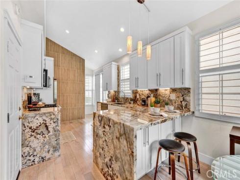 13071 Arborwalk Lane, Tustin, CA