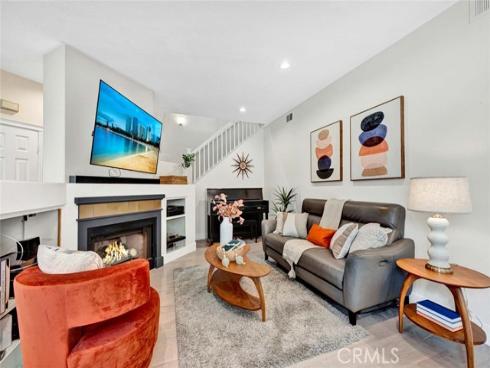 13071 Arborwalk Lane, Tustin, CA