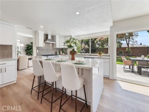 13621 Fairmont Way, Tustin, CA