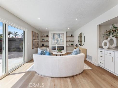 13621 Fairmont Way, Tustin, CA