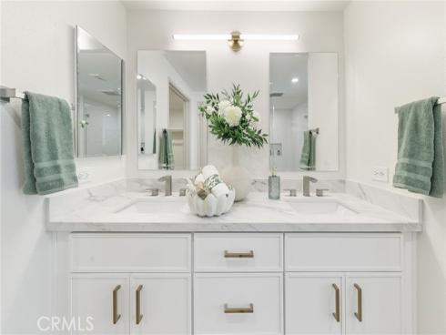 13621 Fairmont Way, Tustin, CA