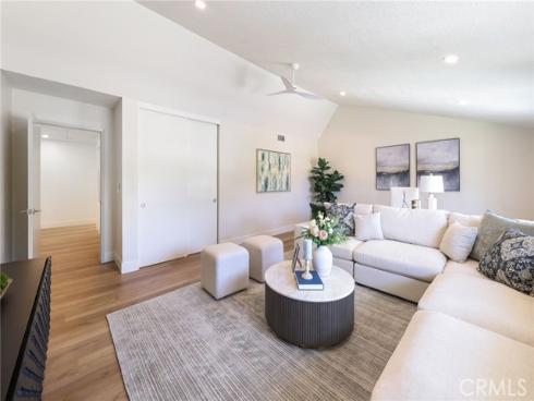 13621 Fairmont Way, Tustin, CA