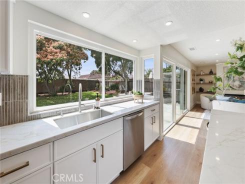 13621 Fairmont Way, Tustin, CA