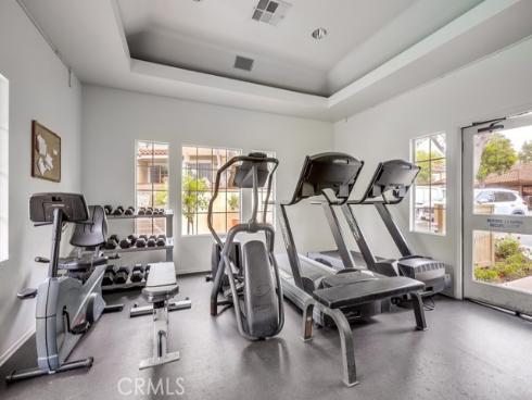 253 Gallery Way, Tustin, CA