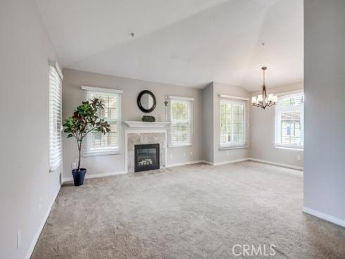 253 Gallery Way, Tustin, CA