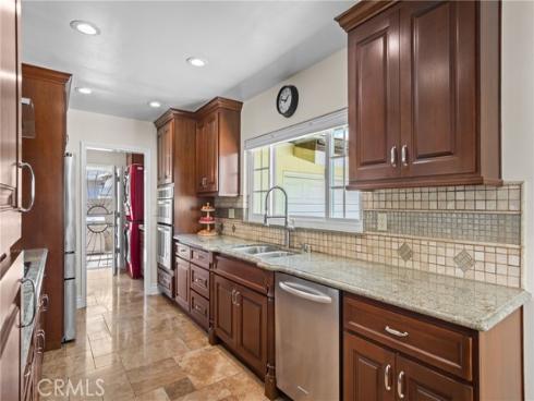 17652 Fiesta Way, Tustin, CA