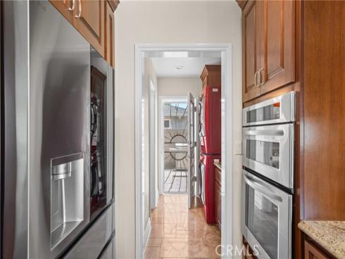 17652 Fiesta Way, Tustin, CA