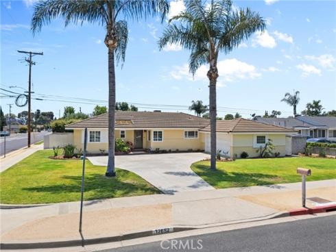 17652 Fiesta Way, Tustin, CA